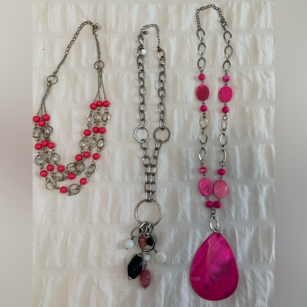 Set of 3 Pink and Silver Necklaces